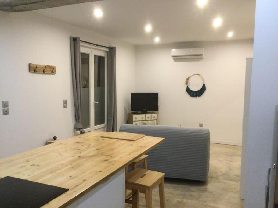 Appartement T2 Bayonne St Esprit Avec Parking Bagian luar foto
