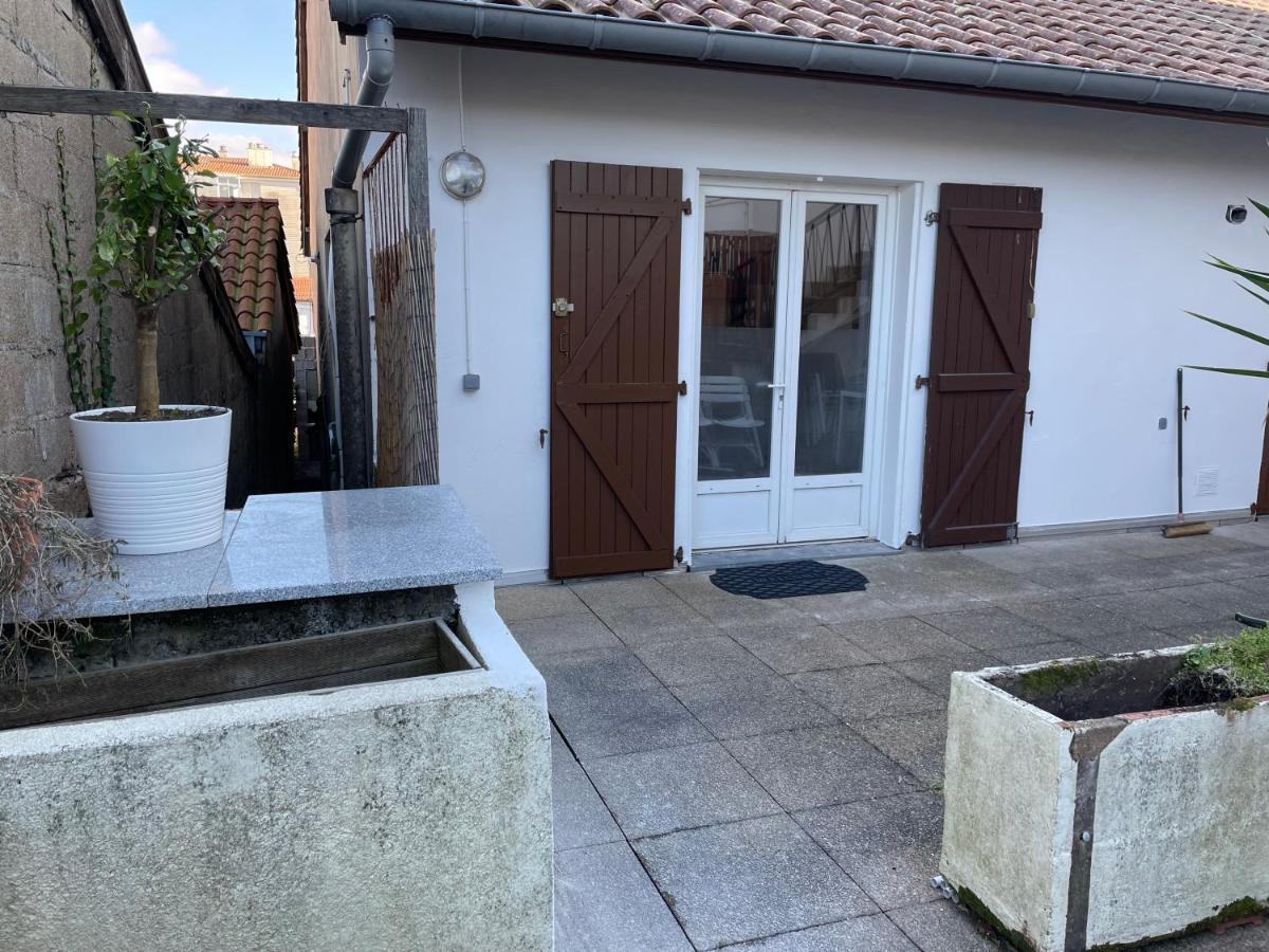 Appartement T2 Bayonne St Esprit Avec Parking Bagian luar foto